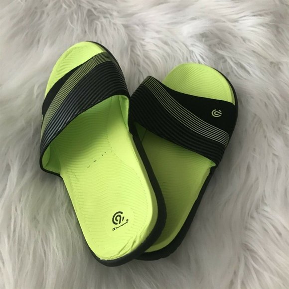 c9 flip flops